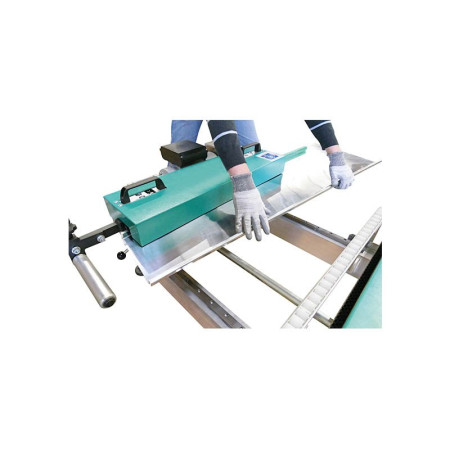 PROBAC-CPRO — falts panellari uchun yengil profillash dastgohi (Jouanel Industrie)